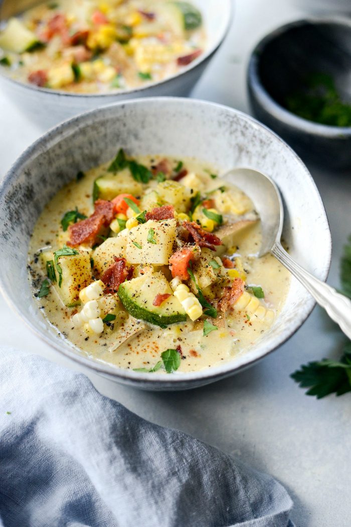 Summer Corn and Zucchini Chowder l SimplyScratch.com #summer #corn #zucchini #potato #chowder #soup #sweetcorn