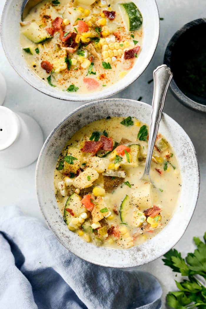 Summer Corn and Zucchini Chowder l SimplyScratch.com #summer #corn #zucchini #potato #chowder #soup #sweetcorn