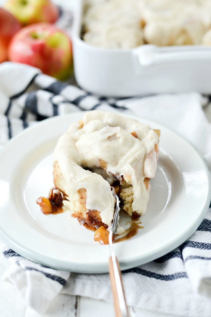 Apple Pecan Chai Cinnamon Rolls l SimplyScratch.com #apples #pecans #cinnamonrolls #chai #spice #homemade #fromscratch #simplyscratch