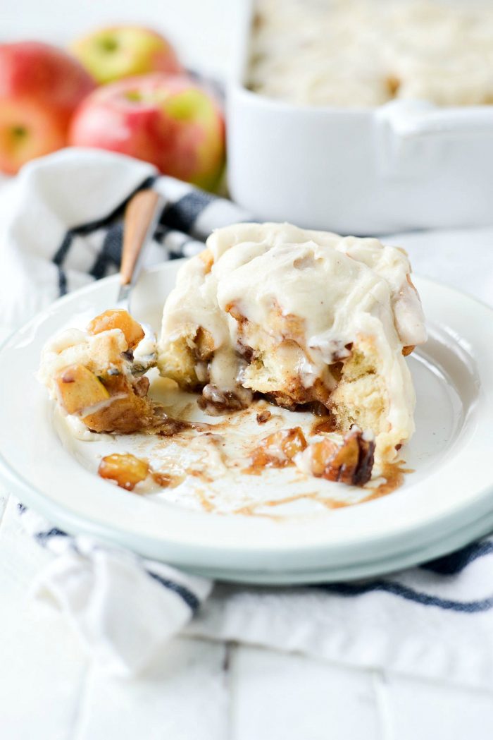 Apple Pecan Chai Cinnamon Rolls l SimplyScratch.com #apples #pecans #cinnamonrolls #chai #spice #homemade #fromscratch #simplyscratch