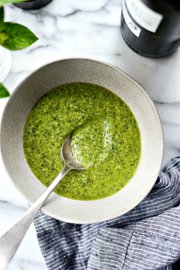 Homemade Basil Pesto l SimplyScratch.com #homemade #basil #pesto #easy #garden #fresh