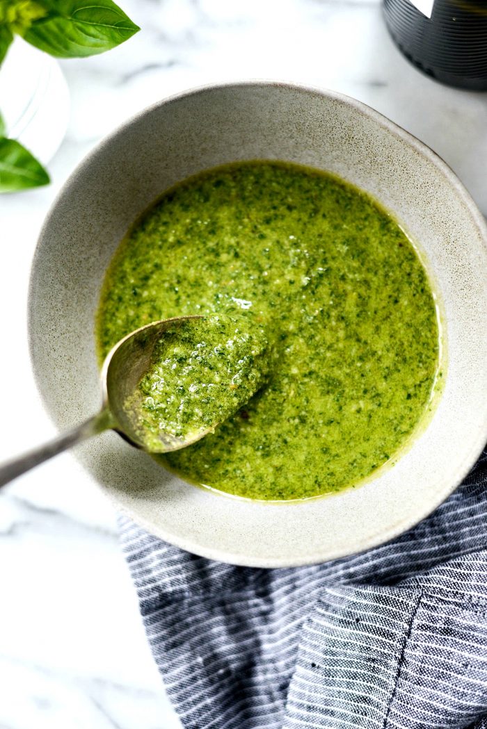 Homemade Basil Pesto l SimplyScratch.com #homemade #basil #pesto #easy #garden #fresh