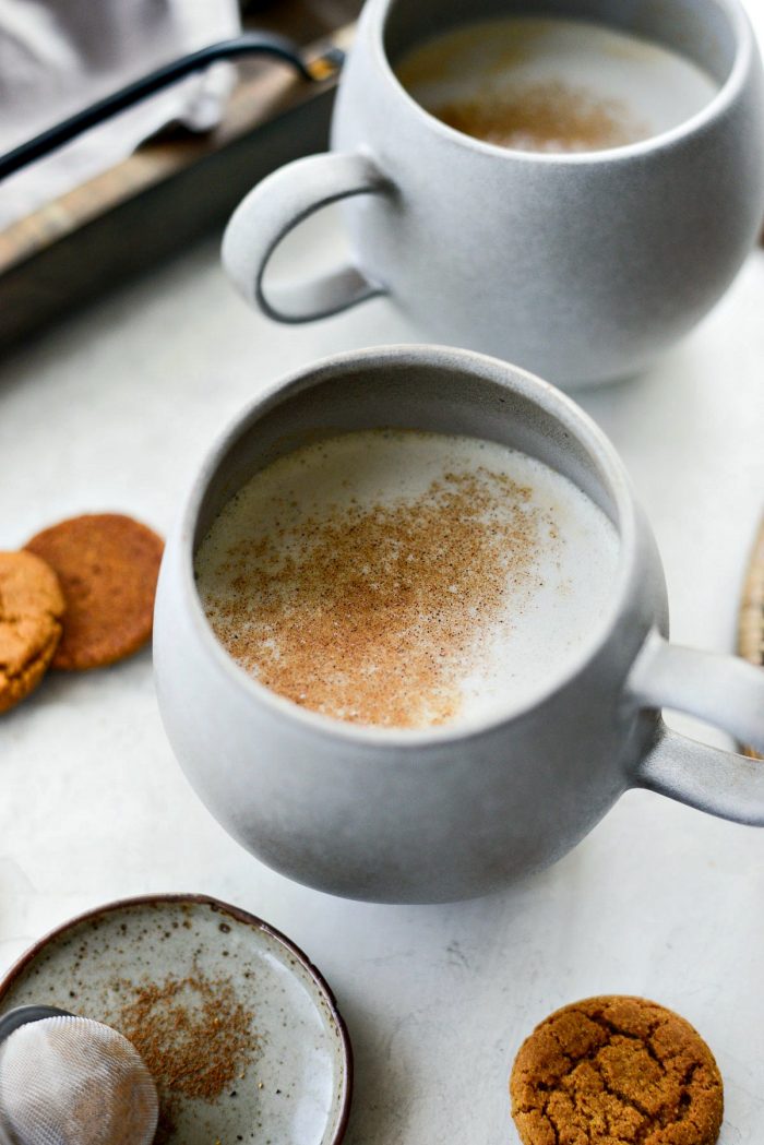 Pumpkin Spice Chai Latte l SimplyScratch.com #pumpkin #pumpkinspice #chai #late #beverage #fall #warm #drink