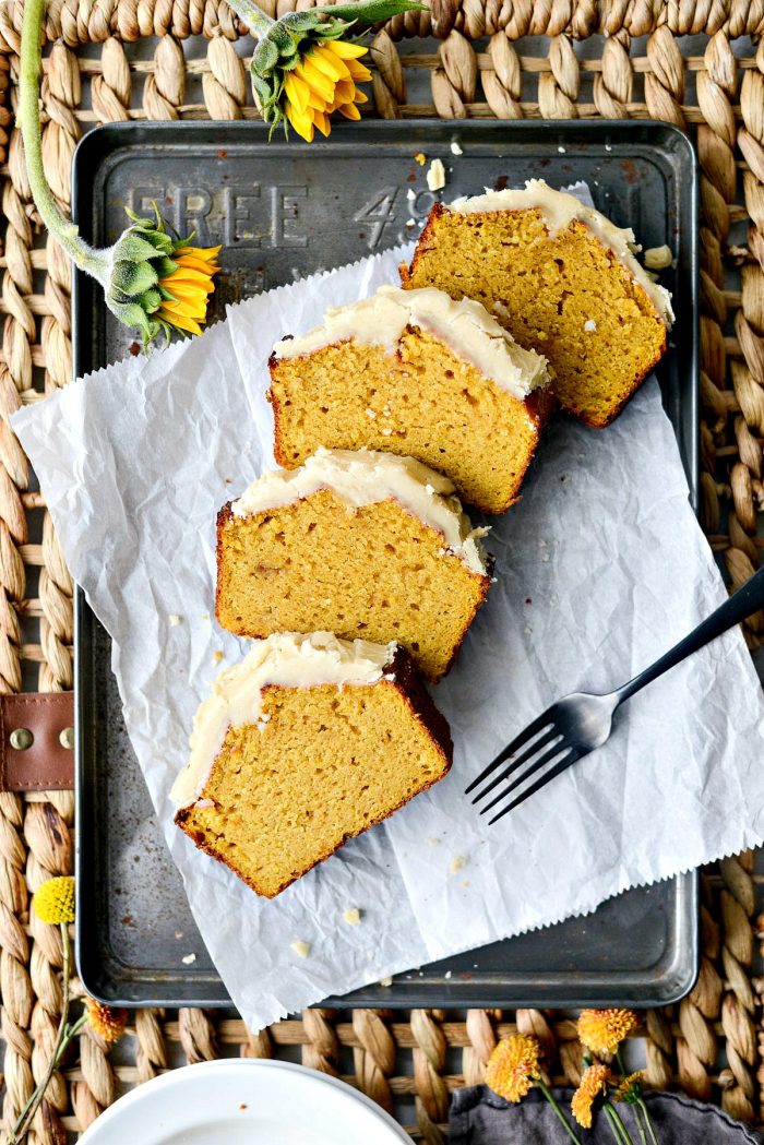 Ginger Pumpkin Bread l SimplyScratch.com #ginger #pumpkin #bread #quickbread #sweetbread #simplyscratch #maple #brownbutter #icing #fall #baking