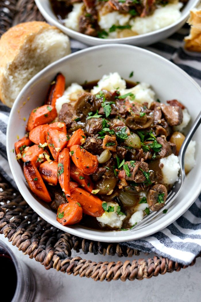 Easy Beef Bourguignon l SimplyScratch.com #beef #burgundy #bourguignon #stew #simplyscratch #easybourguignon