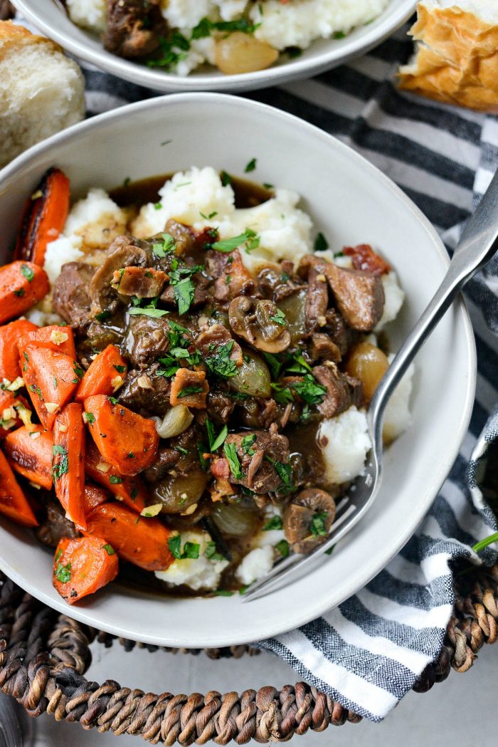 Easy Beef Bourguignon l SimplyScratch.com #beef #burgundy #bourguignon #stew #simplyscratch #easybourguignon