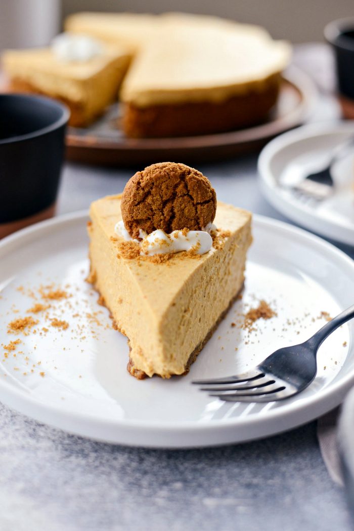 No-Bake Pumpkin Cheesecake with Gingersnap Crust l SimplyScratch.com #homemade #nobake #pumpkin #cheesecake #gingersnap #cookie #crust #thanksgiving #holiday #dessert