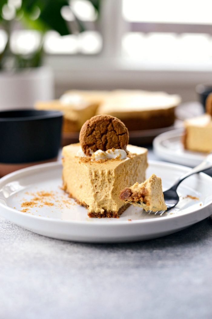 No-Bake Pumpkin Cheesecake with Gingersnap Crust l SimplyScratch.com #homemade #nobake #pumpkin #cheesecake #gingersnap #cookie #crust #thanksgiving #holiday #dessert