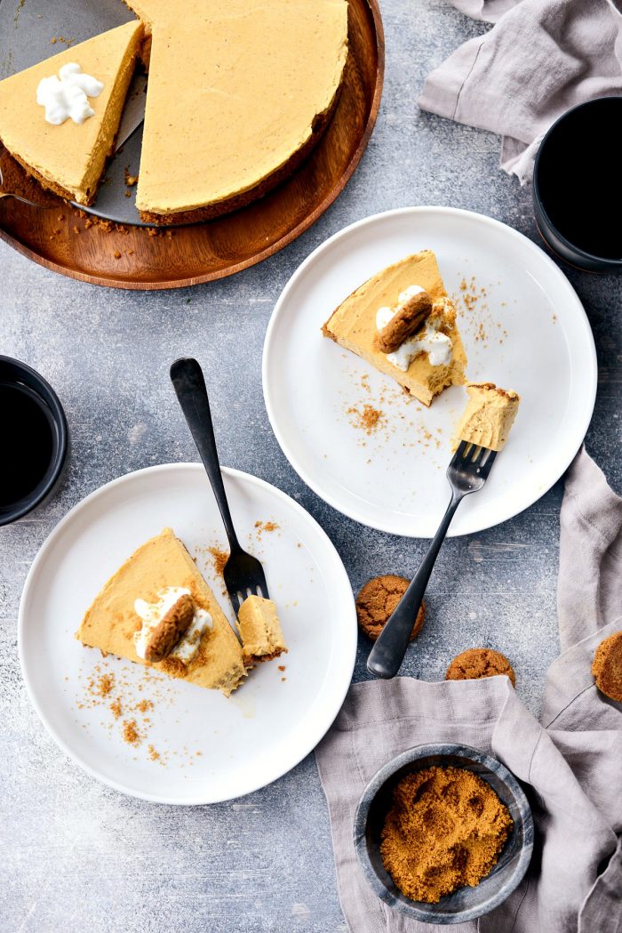 No-Bake Pumpkin Cheesecake with Gingersnap Crust l SimplyScratch.com #homemade #nobake #pumpkin #cheesecake #gingersnap #cookie #crust #thanksgiving #holiday #dessert