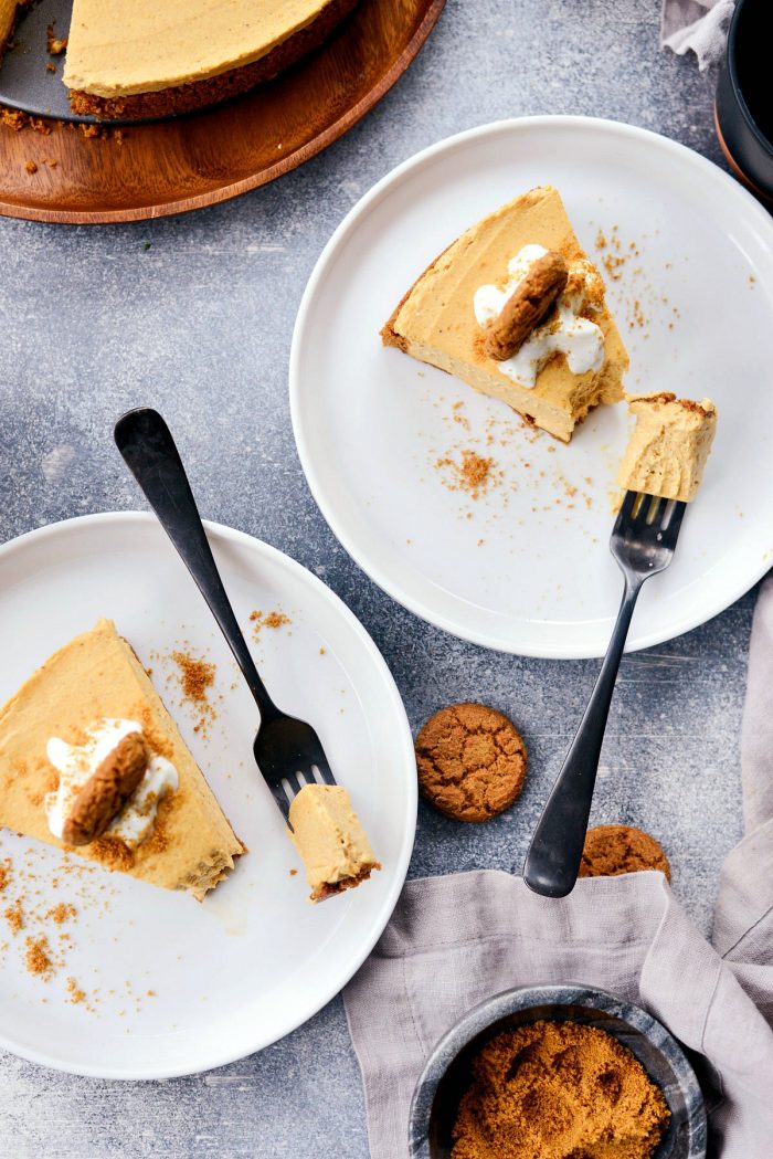 No-Bake Pumpkin Cheesecake with Gingersnap Crust l SimplyScratch.com #homemade #nobake #pumpkin #cheesecake #gingersnap #cookie #crust #thanksgiving #holiday #dessert