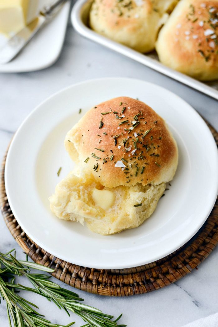 Sea Salt Rosemary Dinner Rolls l SimplyScratch.com #homemade #fromscratch #easy #dinner #rolls #thanksgiving #holiday #christmas #bread