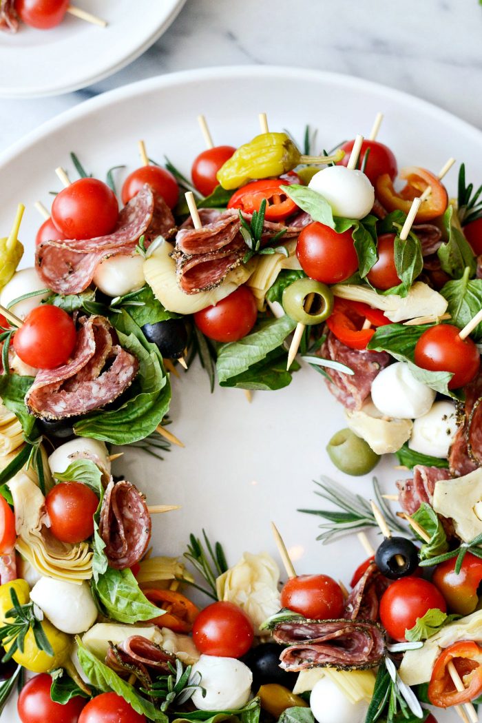Holiday Antipasto Wreath l SimplyScratch.com #holiday #christmas #appetizer #antipasto #skewers #snack