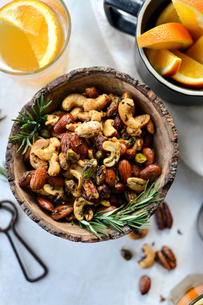 Sweet and Smoky Bar Nuts l SimplyScratch.com #nuts #nutmix #rosemary #sweet #smoky #snack #appetizer #beer #beernuts