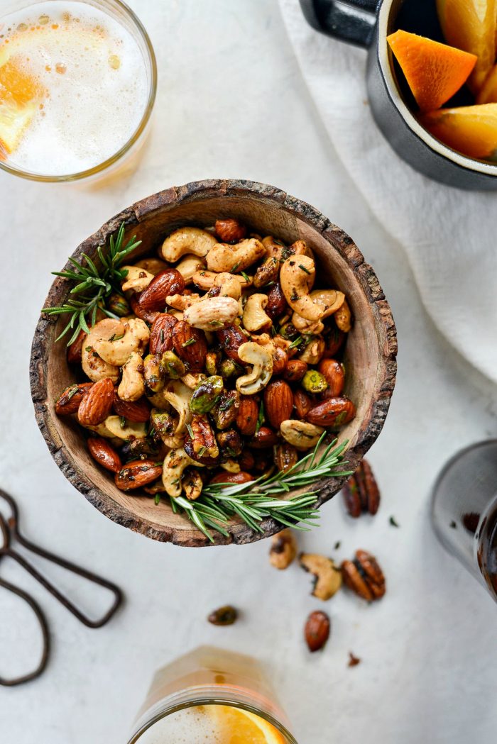 Sweet and Smoky Bar Nuts l SimplyScratch.com #nuts #nutmix #rosemary #sweet #smoky #snack #appetizer #beer #beernuts