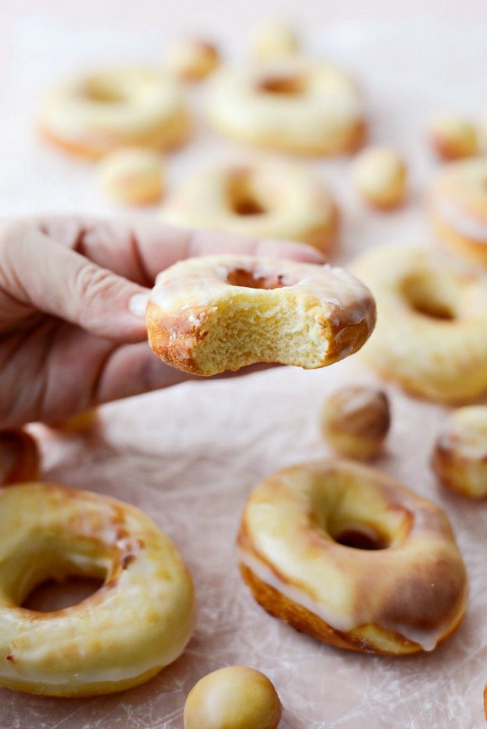 Air Fryer Glazed Doughnts l SimplyScratch.com #airfryer #airfried #doughnuts #homemade #fromscratch