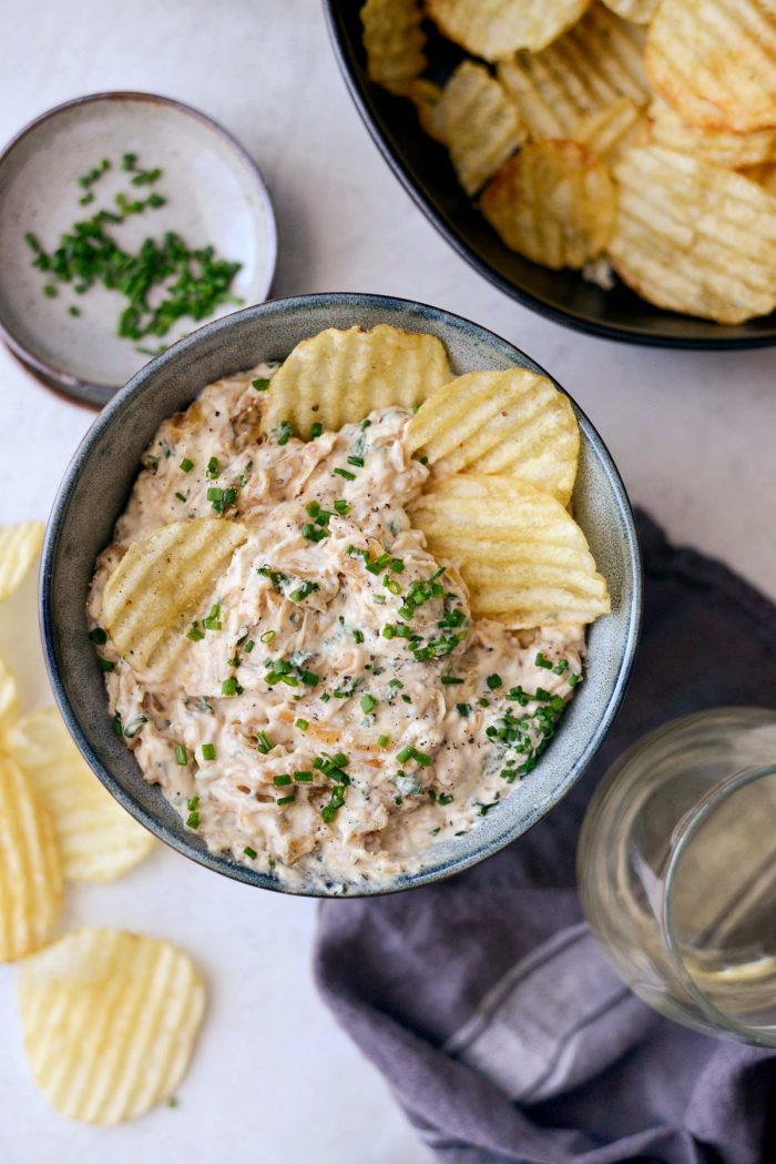 Caramelized Onion Dip l SimplyScratch.com #superbowl #chipdip #onion #caramelized #frenchonion #wineindip #party #appetizer