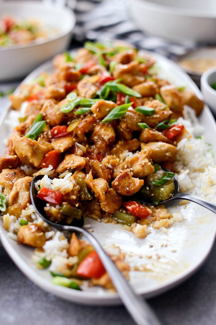 Healthy Sesame Chicken l SimplyScratch.com #healthy #sesame #chicken #stirfry #rice #dinner #takeout