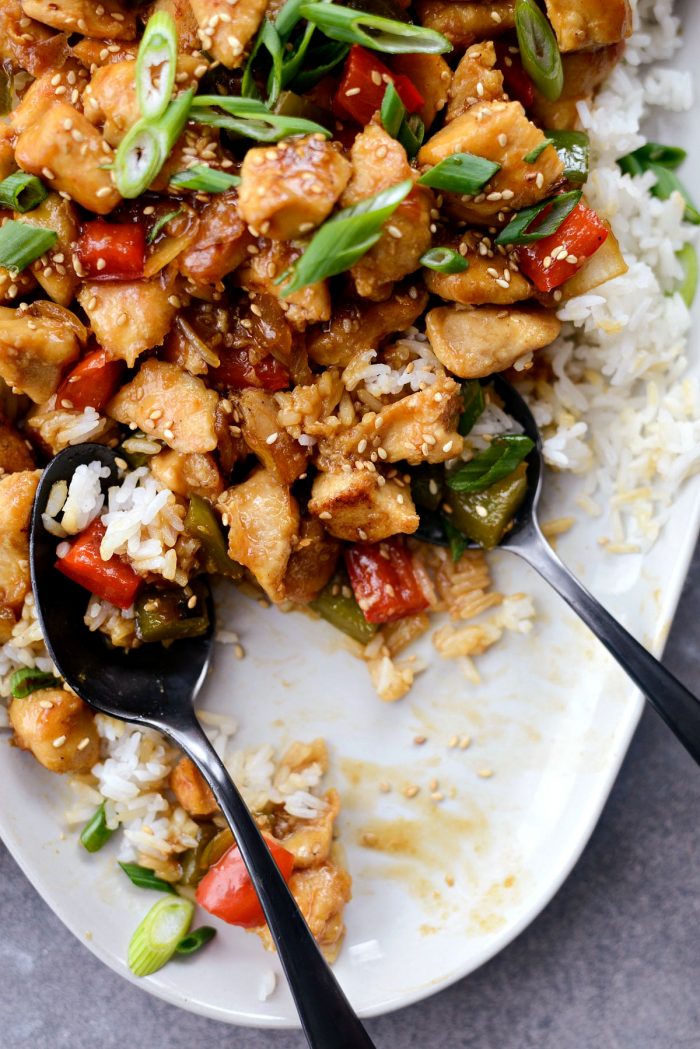 Healthy Sesame Chicken l SimplyScratch.com #healthy #sesame #chicken #stirfry #rice #dinner #takeout