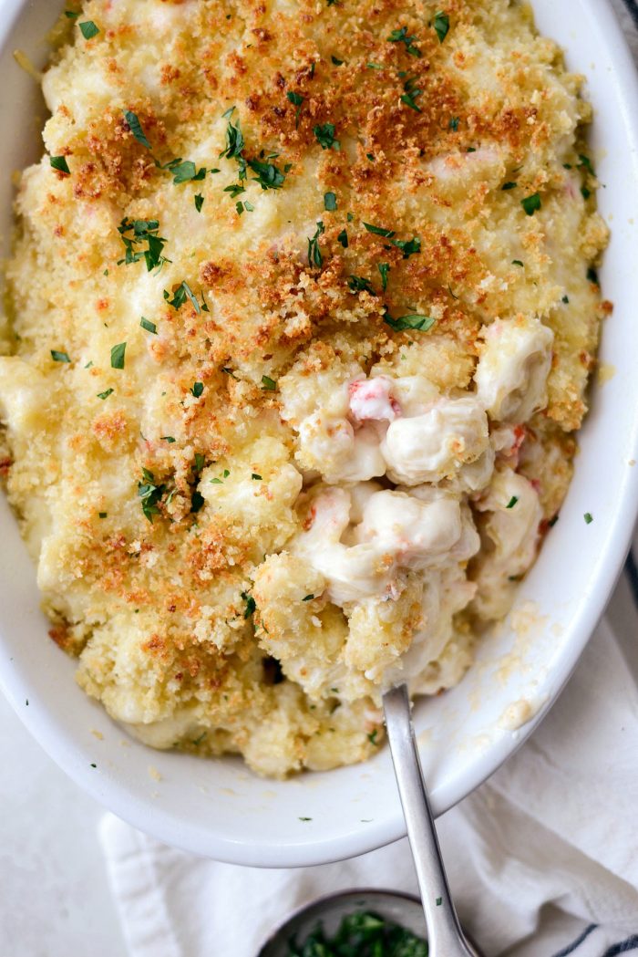 Lobster Mac and Cheese l SimplyScratch.com #valentinesday #valentine #lobster #macandcheese #sidedish