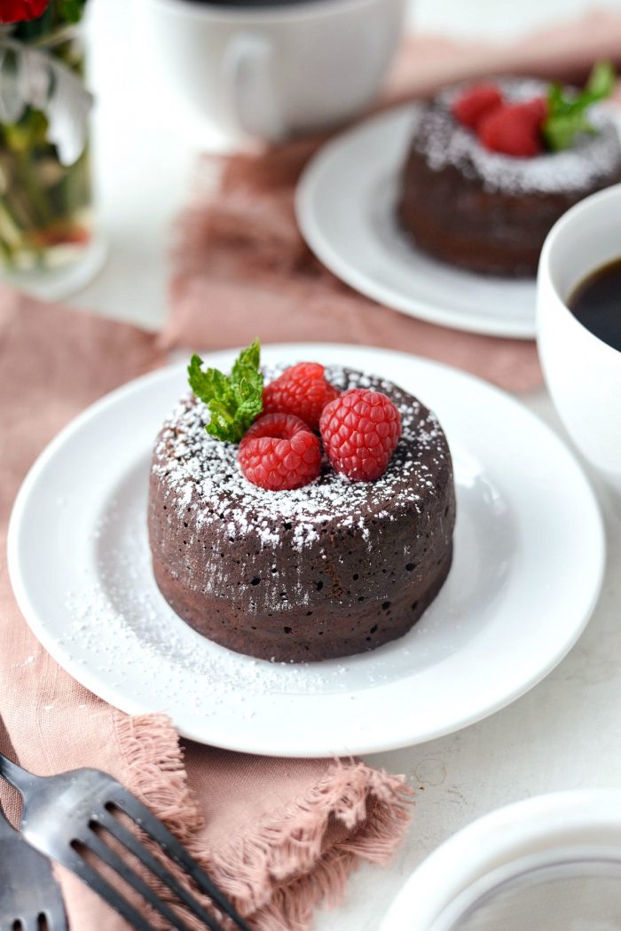 Molten Chocolate Lava Cakes For Two l SimplyScratch.com #valentinesday #chocolate #cake #lavacake #baking #fortwo #dessert