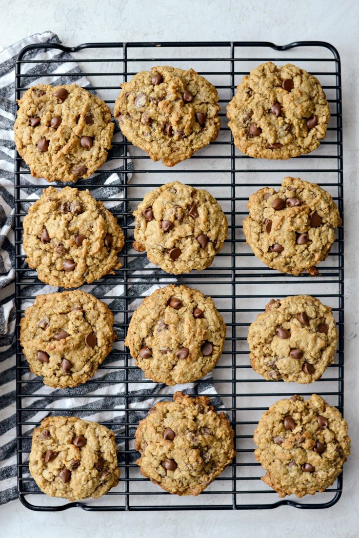 Oatmeal Chocoalte Chip Toffee Cookies l SimplyScratch.com #oatmeal #toffee #chocolatechip #cookies #coconut #baking