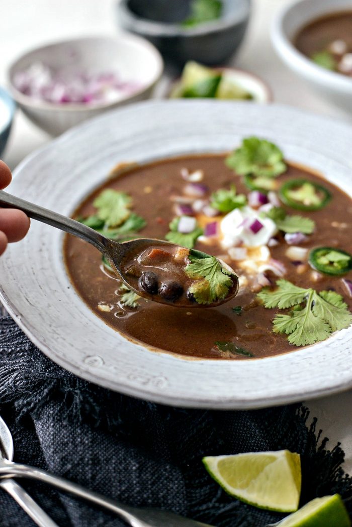 Vegetarian Black Bean Soup l SimplyScratch.com #vegetarian #healthy #blackbean #soup #light #beansoup #homemade #fromscratch