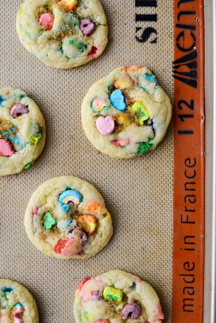 Lucky Charms Cookies l SimplyScratch.com #luckycharms #cookies #stpatricksday #recipe #treat #schoolparty #baking