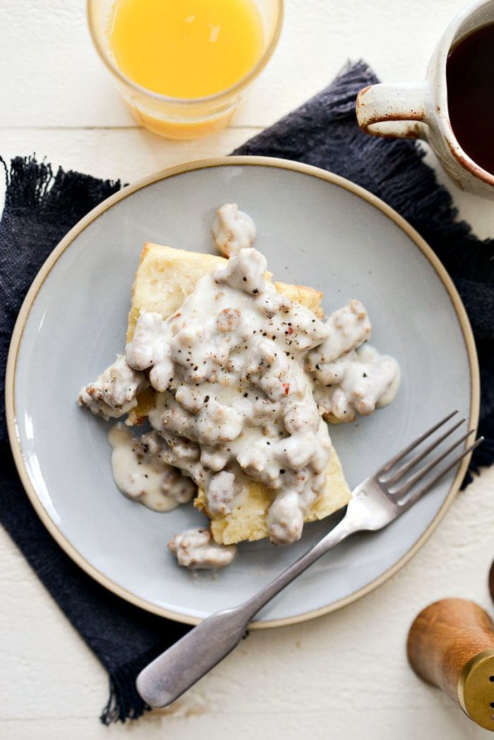 Turkey Breakfast Sausage Gravy l SimplyScratch.com #turkey #sausage #breakfast #gravy #homemade #easy #brunch