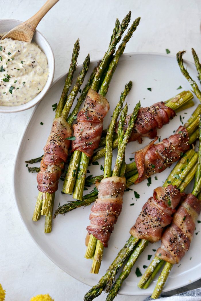 Bacon Wrapped Asparagus Bundles l SimplyScratch.com #bacon #asparagus #easter #sidedish #brunch #mustarddip #easy #recipe