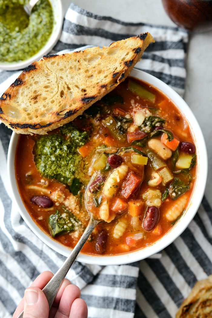 Classic Minestrone Soup l SimplyScratch.com #soup #minestrone #vegetables #onepot #bowlof soup