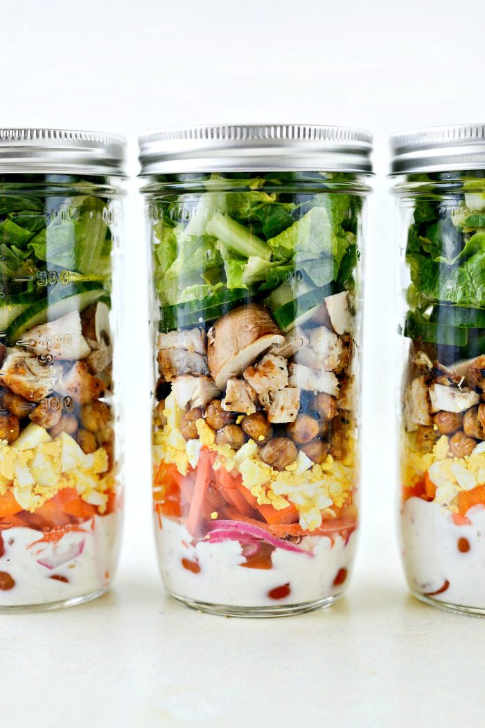 Everyday Mason Jar Salad l SimplyScratch.com #mealprep #salad #masonjar #jarsalad #lowpoint #ww #lowfat