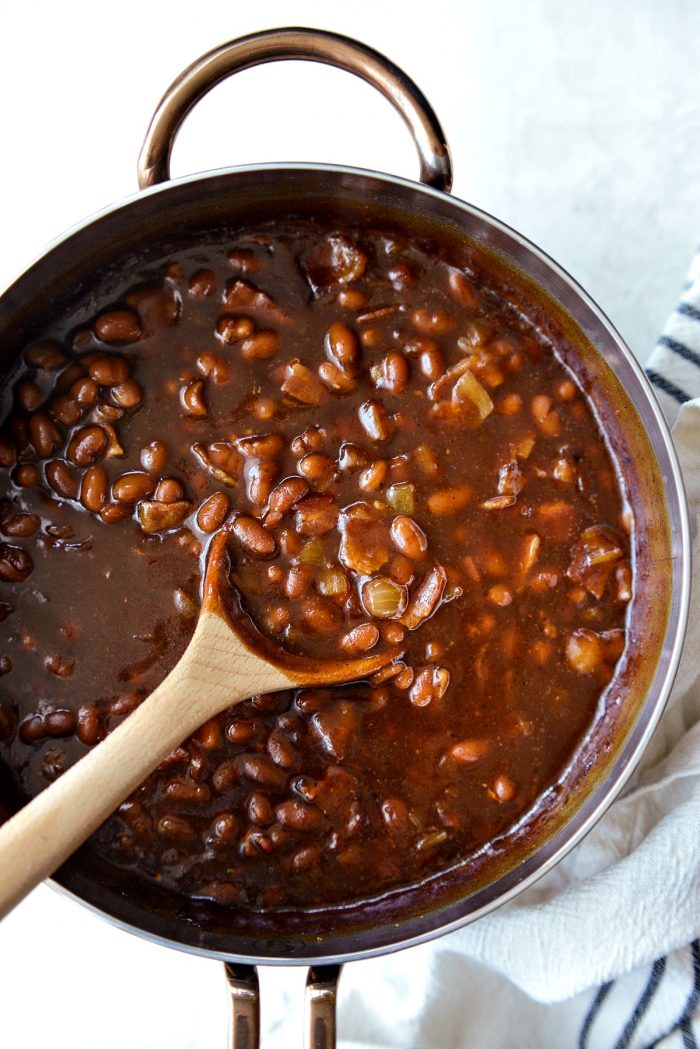 My Moms Baked Beans l SimplyScratch.com #homemade #semifromscratch #baked #beans #sidedish #easter #potluck #barbecue #picnic #easy #recipe