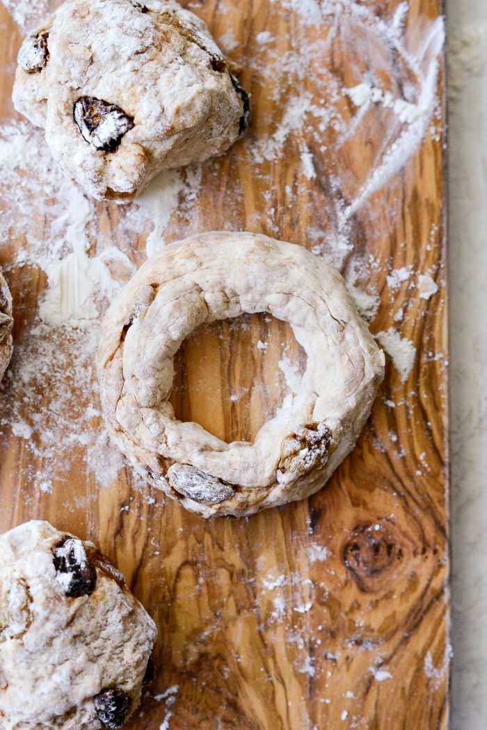 dough shaped into a bagel.