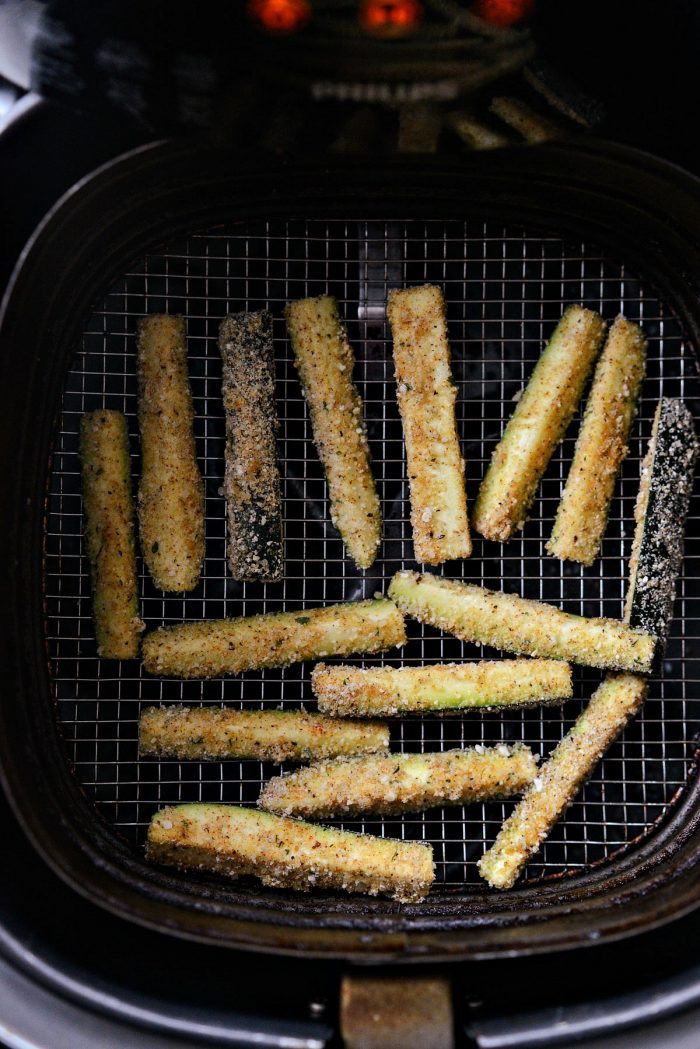 zucchini fries before air frying
