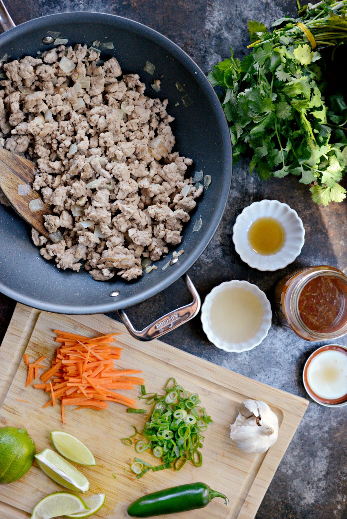 Saucy Pork Lettuce Wraps ingredients