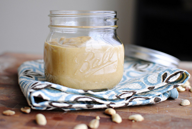 Homemade Peanut Butter