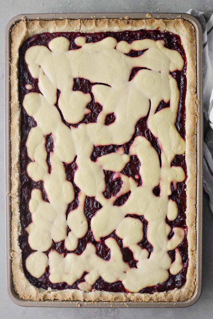 baked Cranberry Küchen