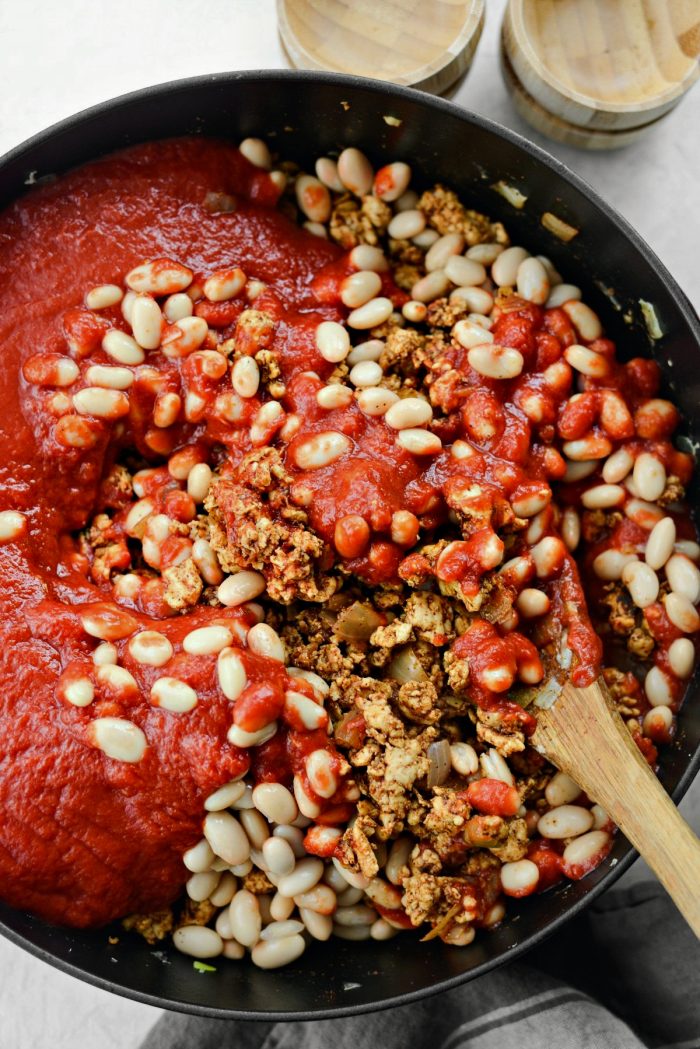 Chipotle White Bean Turkey Chili