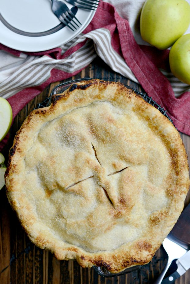 Baked Homemade Apple Pie 