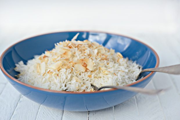 Rice Cooker Coconut Rice