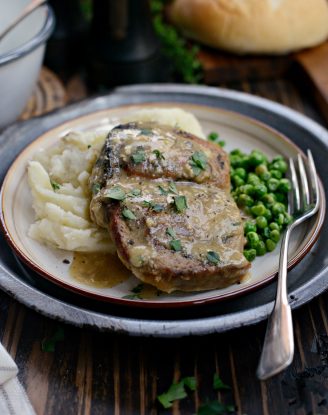 slow cooker pork chops over mashed potatoes with gravy