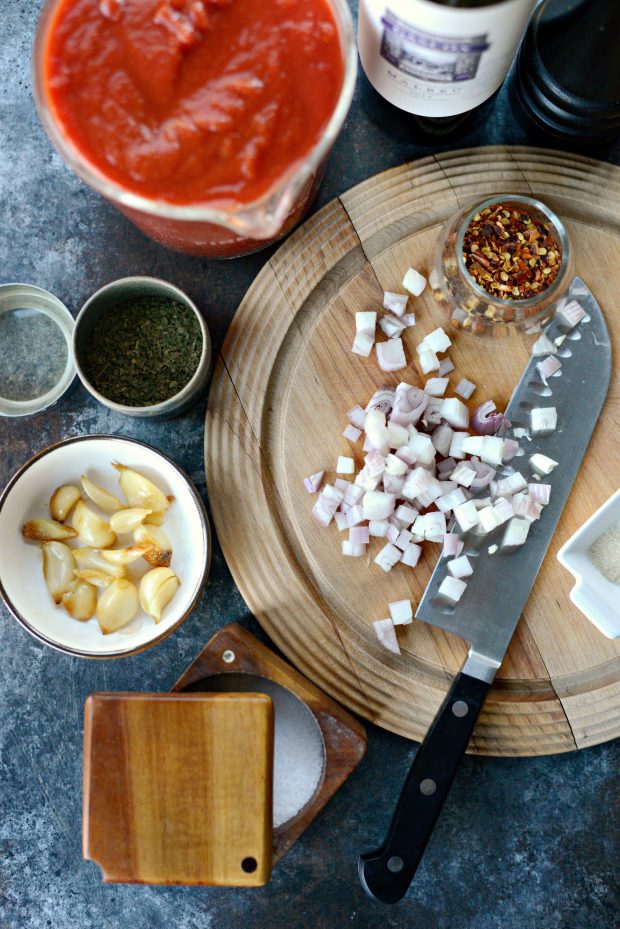 Ingredients for Roasted Garlic Marinara