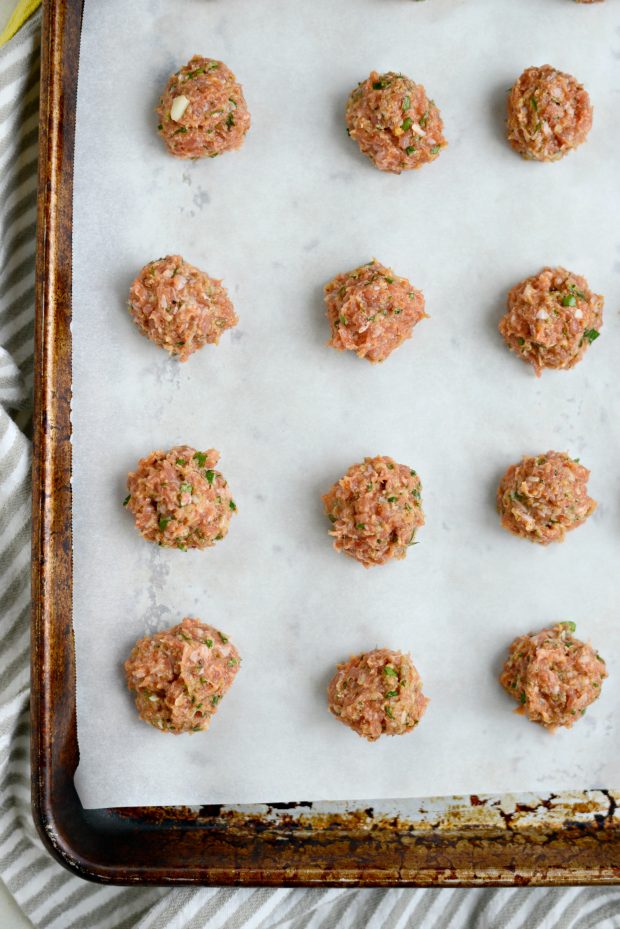 use 1 tablespoon of mixture per meatball.