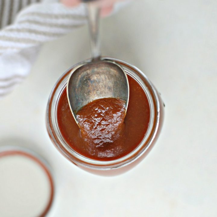 15-minute Enchilada Sauce-image