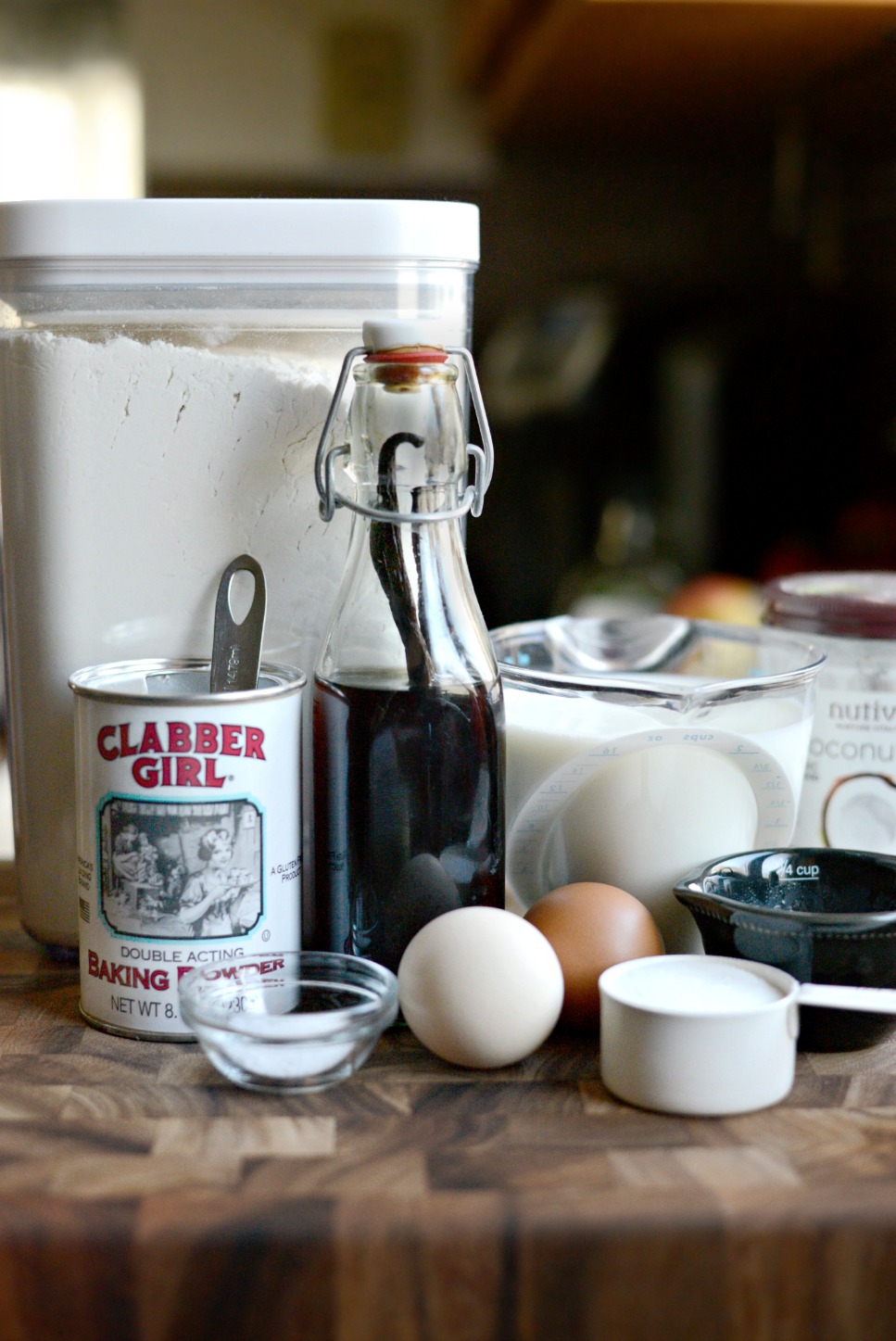 Your Basic Weekend Pancakes ingredients