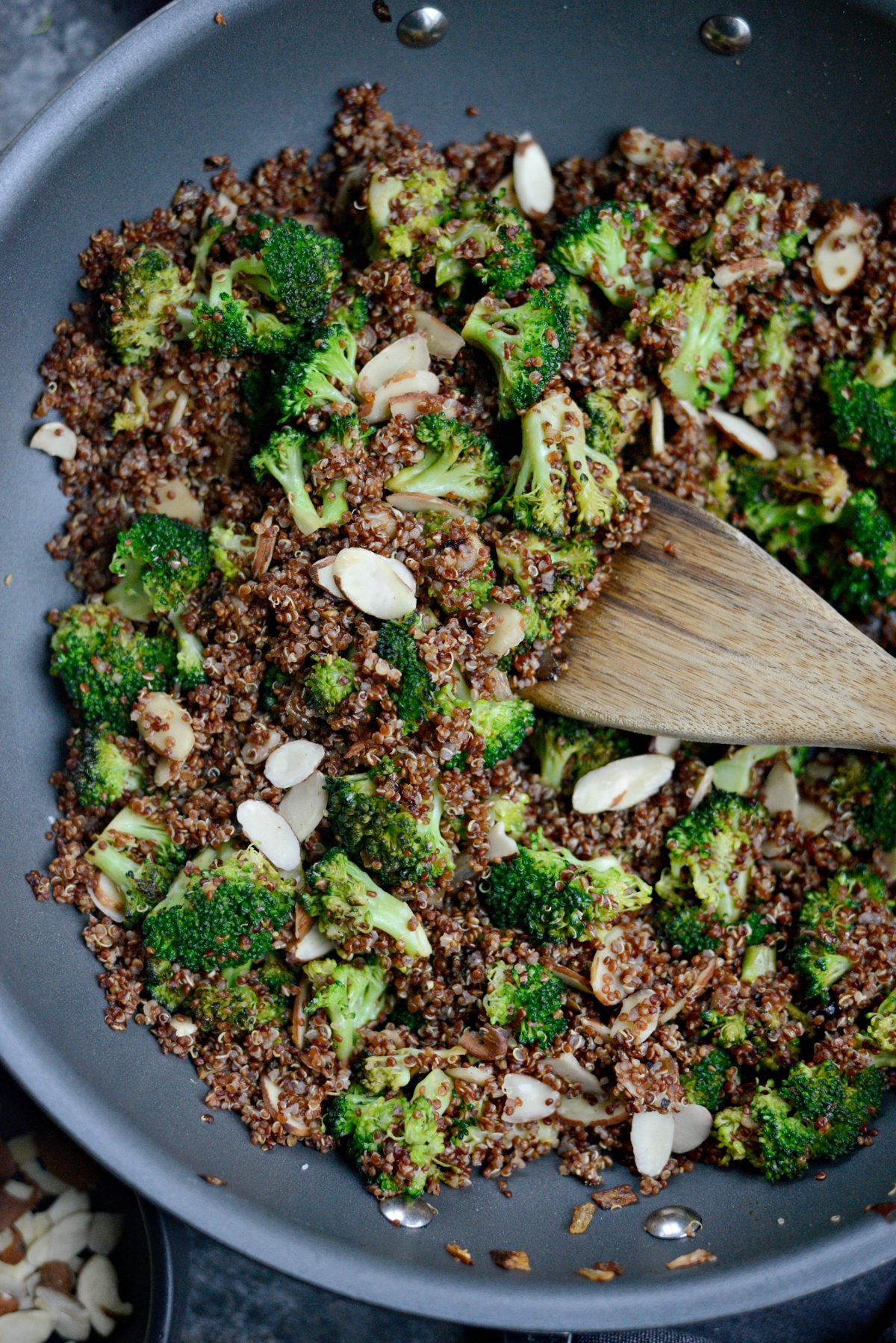 Lemon Broccoli Almond Quinoa