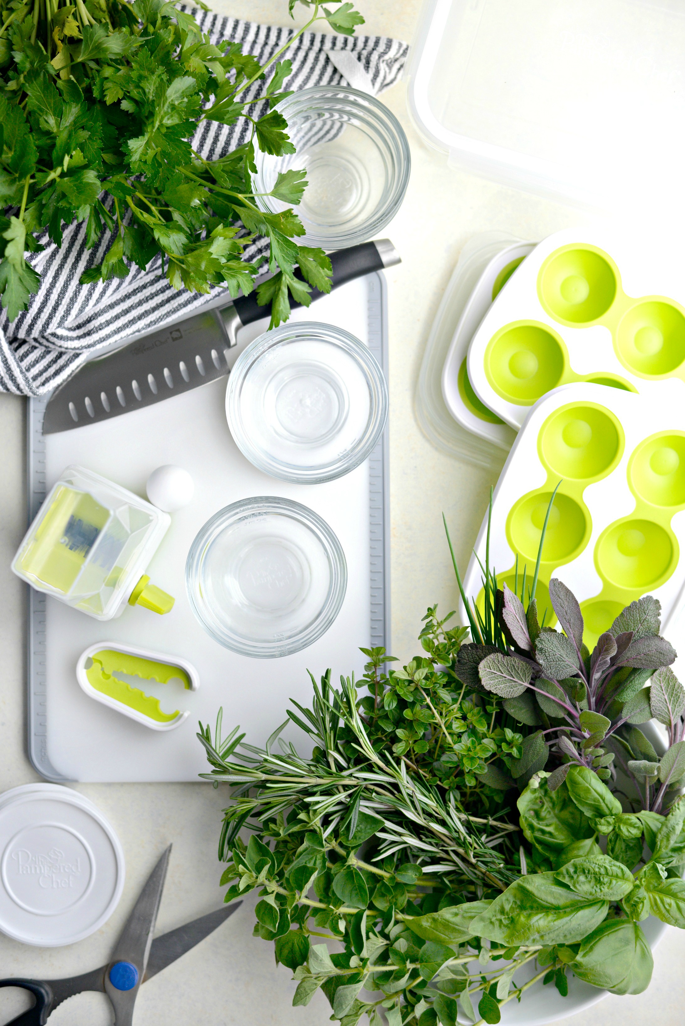 3 Ways to Freeze Fresh Herbs with Pampered Chef - Simply Scratch