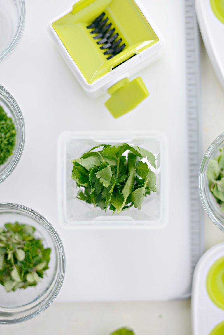 3 Ways to Freeze Fresh Herbs with Pampered Chef Simply Scratch