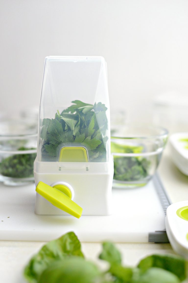 3 Ways to Freeze Fresh Herbs with Pampered Chef Simply Scratch
