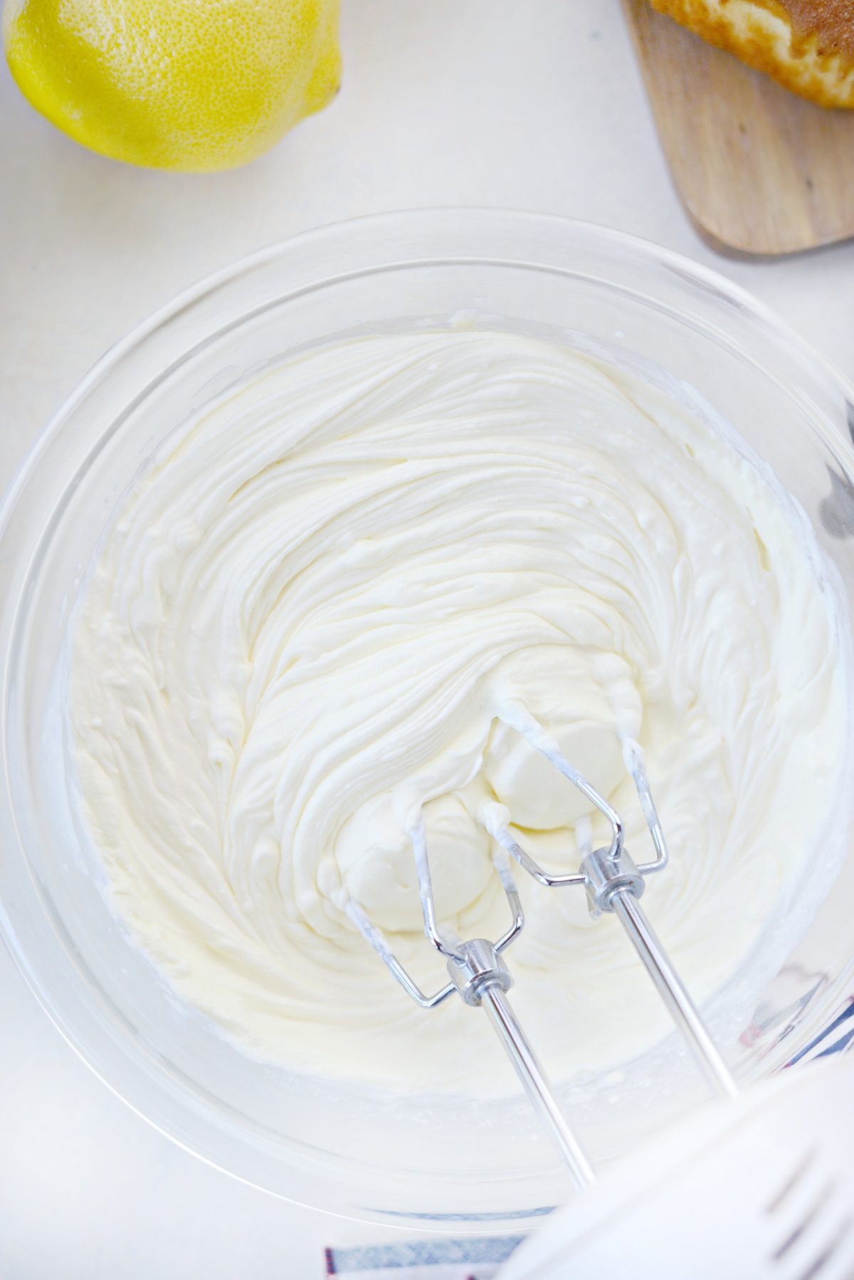 making mascarpone whip